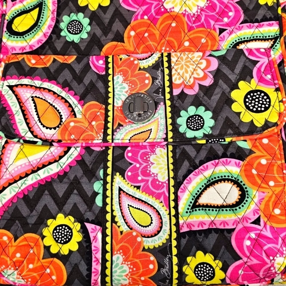 Vera Bradley Quilted Ziggy Zinnia Pattern Women's Cotton Tote Bag